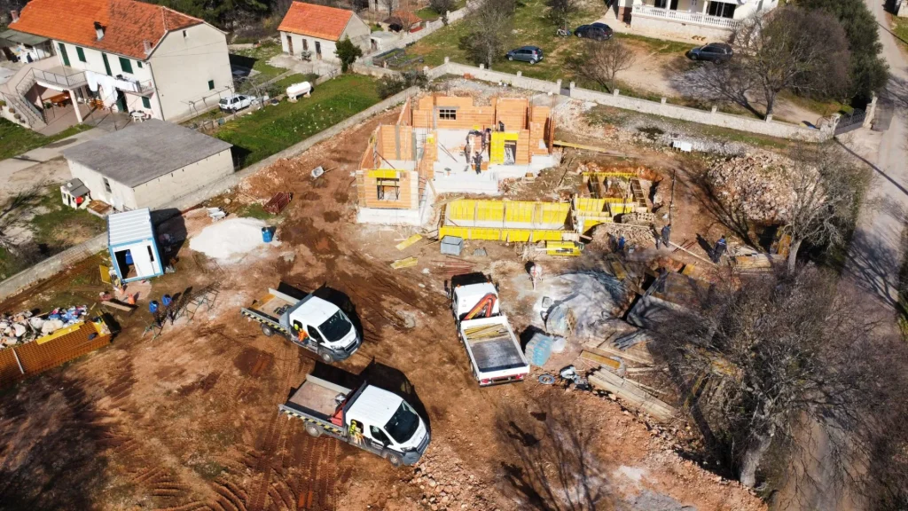 Iskop i priprema terena — Vila s bazenom za turistički najam, Šibenik